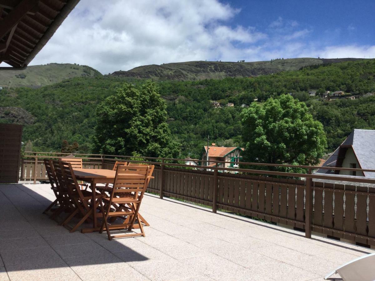 Au Chalet Des Quatre Saisons Акс-ле-Терм Екстериор снимка