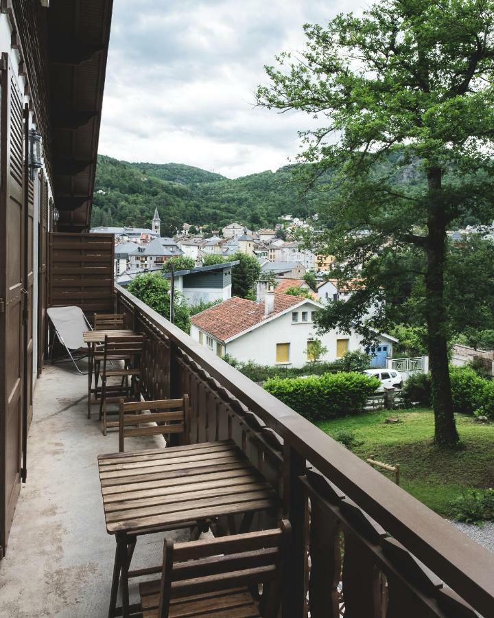 Au Chalet Des Quatre Saisons Акс-ле-Терм Екстериор снимка
